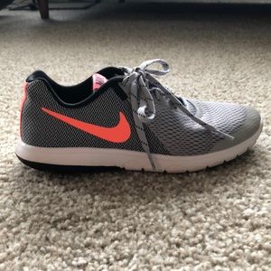 Nike flex experience 5